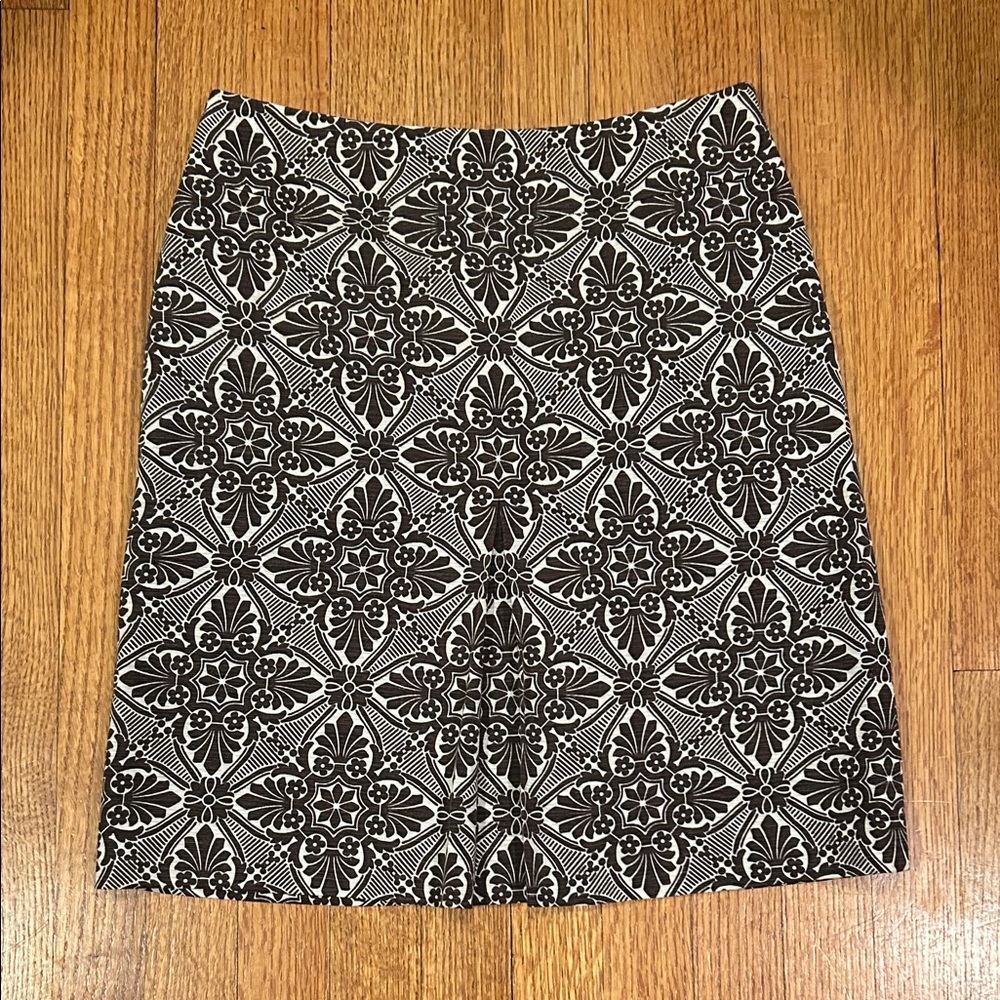 Loft Silk Blend Dark Brown and White Patterned Skirt Size 2